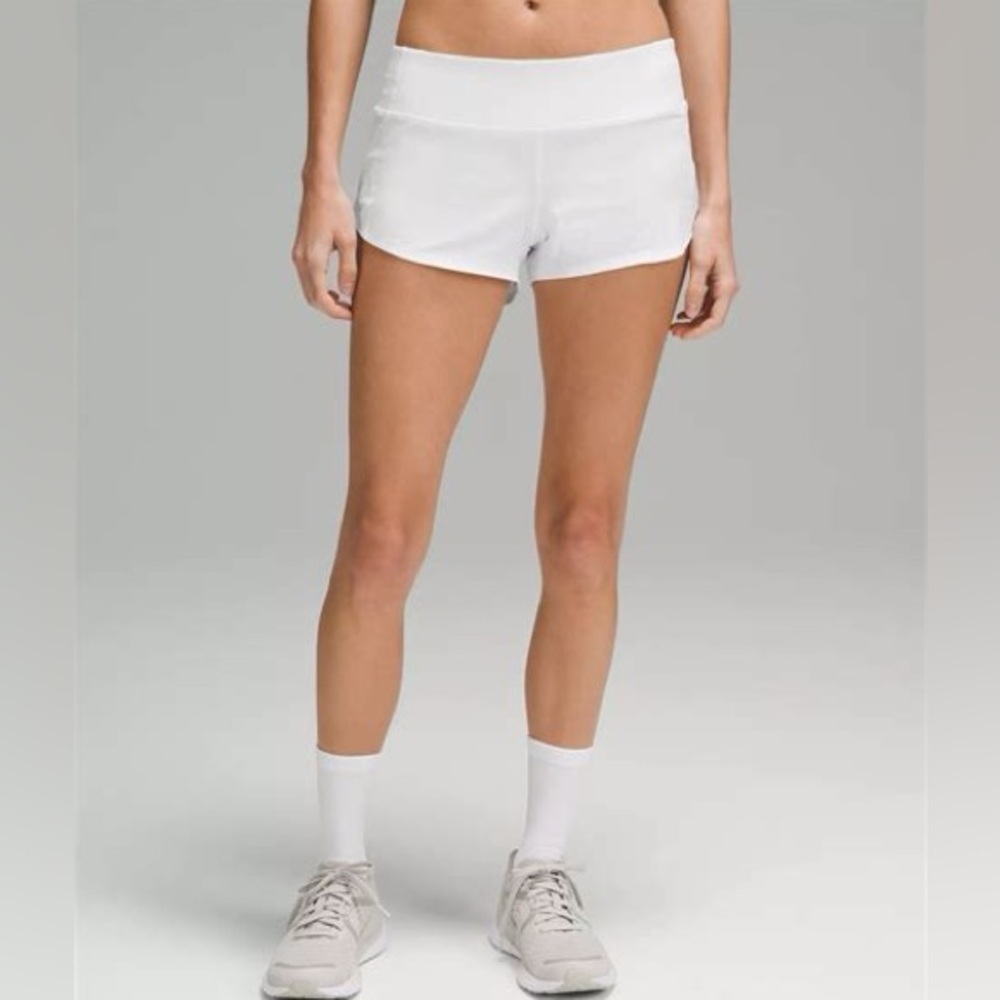 Lululemon White Hot Shorts Size 4